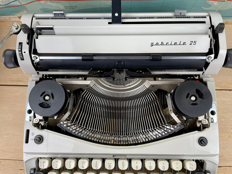 Typewriter, 1968 Adler Gabriele 25
