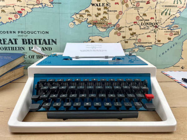 Typewriter, Underwood 315 - Blue