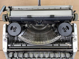 Typewriter, 1968 Olympia Splendid 66