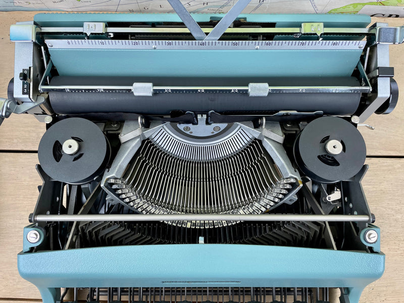 Typewriter, 1967 Olivetti Lettera 32