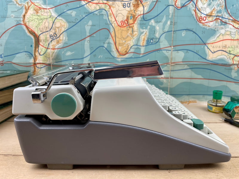 Typewriter, 1964 Olympia SM8