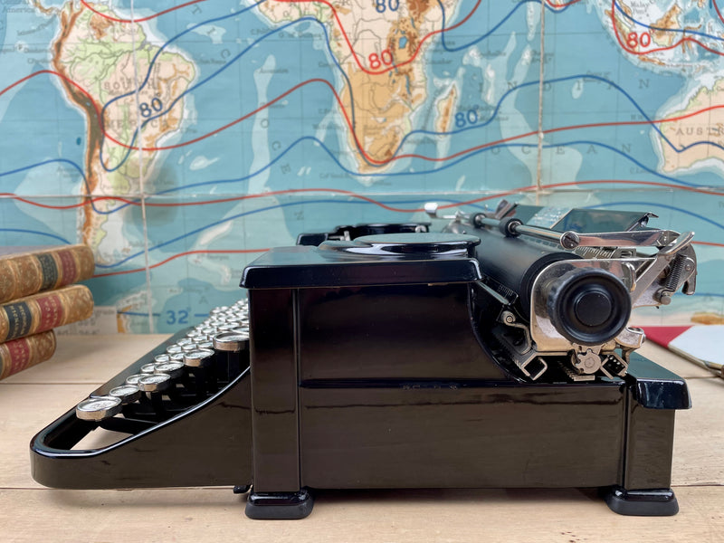 Typewriter, 1931 Royal Portable