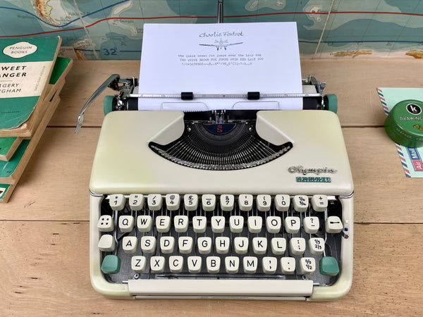 Olympia Splendid 66 Typewriter