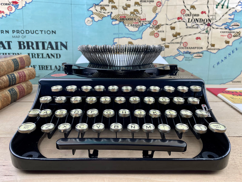 Typewriter, 1924 Remington Portable No 2