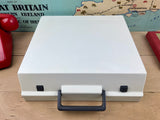Typewriter, Olympia Traveller de Luxe