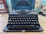 Typewriter, 1946 Imperial The Good Companion No 1
