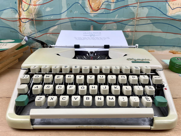 Typewriter, 1965 Olympia Splendid 66