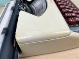Typewriter, 1959 Olympia Splendid 33