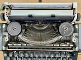 Typewriter, Olympia Traveller de Luxe S