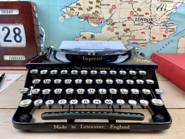 Typewriter, 1939  Imperial The Good Companion 1