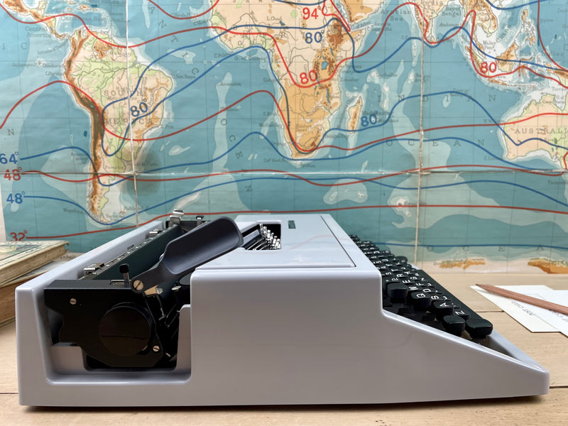 Typewriter,  Olivetti Dora