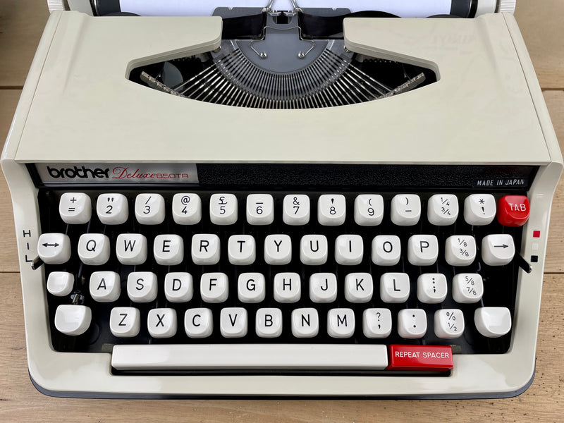 Typewriter, Brother Deluxe 850