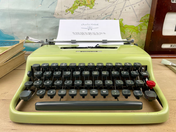 Typewriter, Rare 1954 Pistachio Olivetti Lettera 22