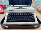 Typewriter, Erika 105