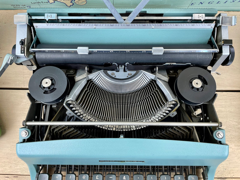Typewriter, 1967 Olivetti Lettera 32