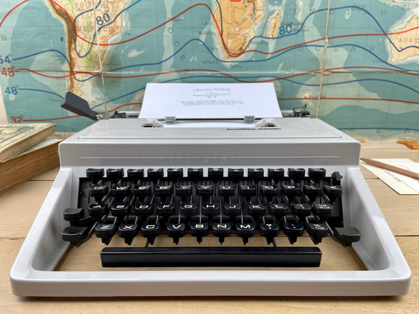 Typewriter,  Olivetti Dora