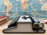 Typewriter, Olympia Traveller de Luxe S