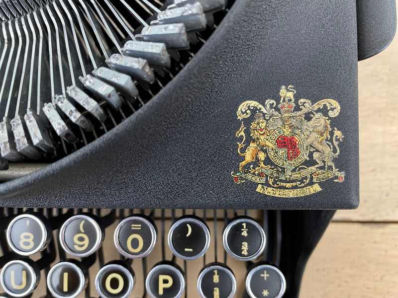 Typewriter, 1941 Imperial The Good Companion No 1 with New Platen