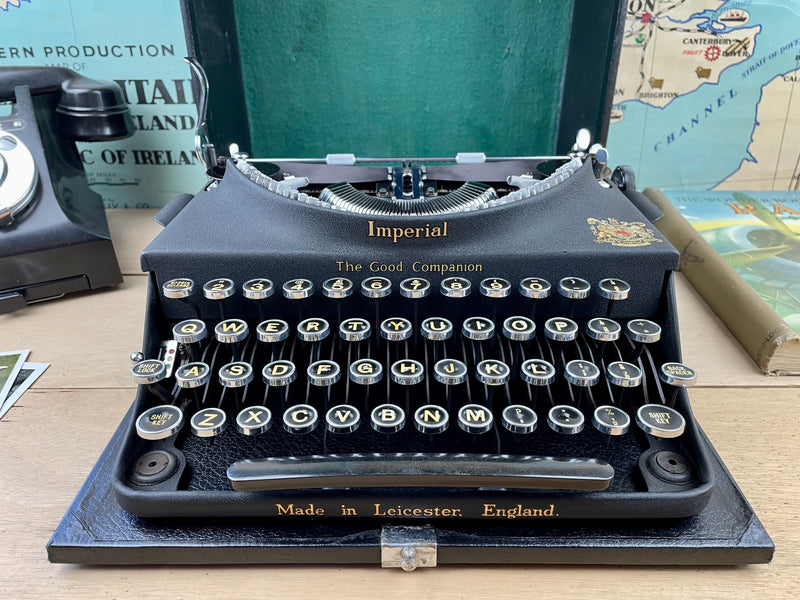 Typewriter, 1941 Imperial The Good Companion No 1 with New Platen