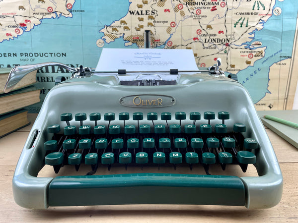 Typewriter, Oliver MT10