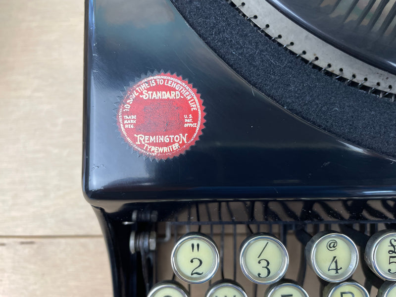 Typewriter, 1924 Remington Portable No 2
