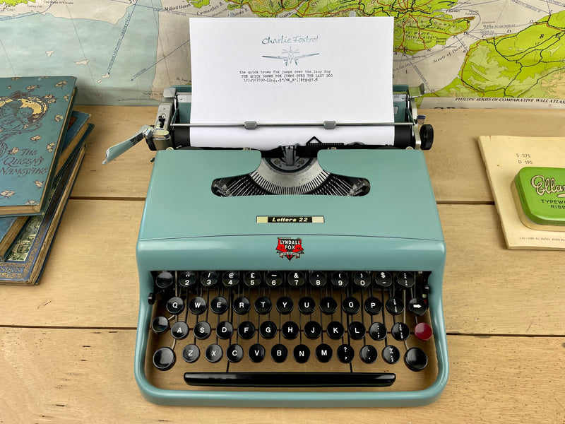 Olivetti Lettera 22 Typewriter
