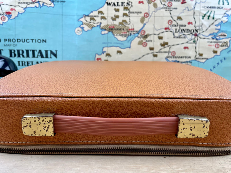 Typewriter, 1966 Olympia Splendid 66