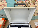 Typewriter, Olympia Traveller de Luxe S