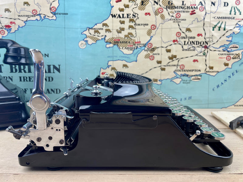 Typewriter, 1939 Imperial The Good Companion 1 with Rare Green Keys