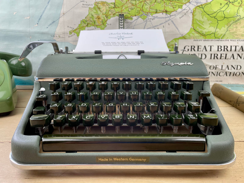 Typewriter, 1957 Olympia SM 2