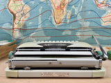 Typewriter, 1965 Olympia Splendid 66