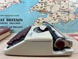 Typewriter, 1959 Olympia Splendid 33
