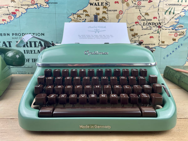 Typewriter, 1957 Optima Elite