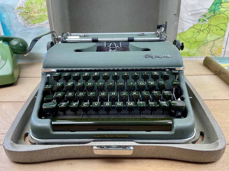 Typewriter, 1957 Olympia SM3 with Congress Type Face