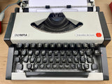 Typewriter, Olympia Traveller de Luxe