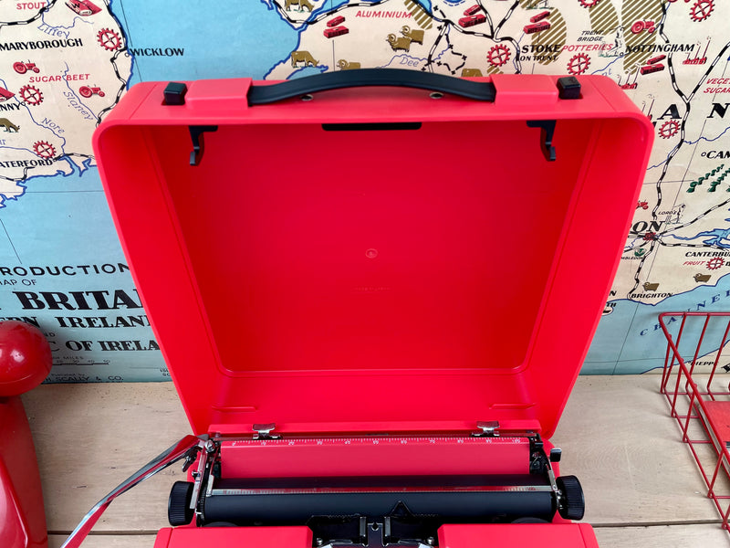 Typewriter, WH Smith Red Fox