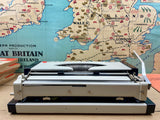 Typewriter, Olympia Traveller de Luxe S