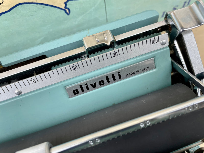 Typewriter, 1965 Olivetti Lettera 32 - No Carry Case