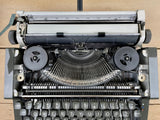 Typewriter, Olympia Traveller de Luxe S