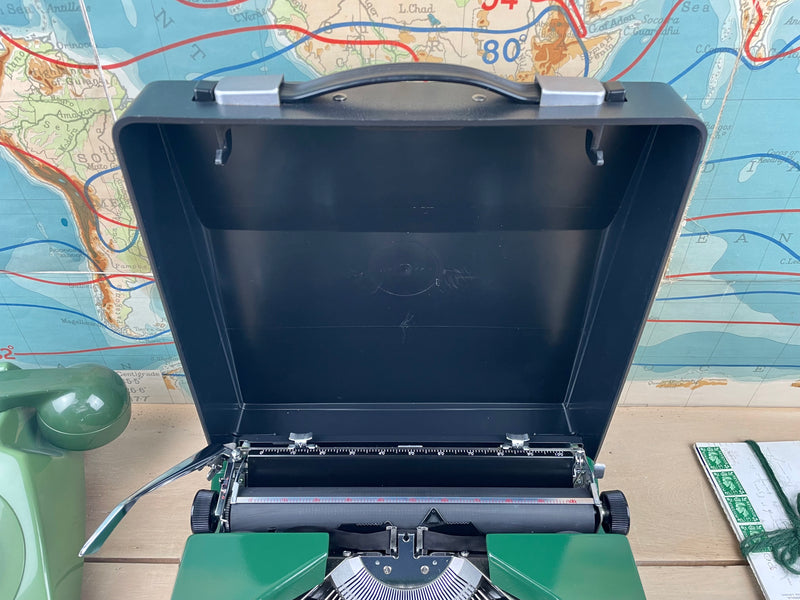 Typewriter, Green Silver Reed