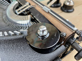 Typewriter, 1946 Imperial The Good Companion No 1