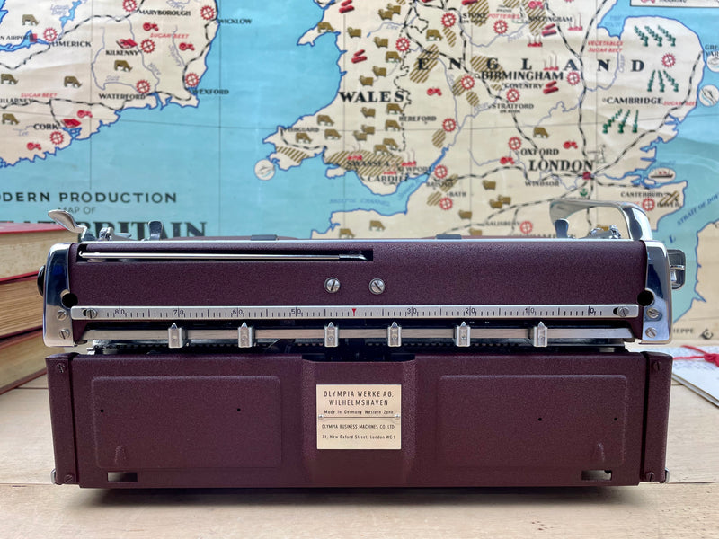 Typewriter, 1955 Olympia SM3