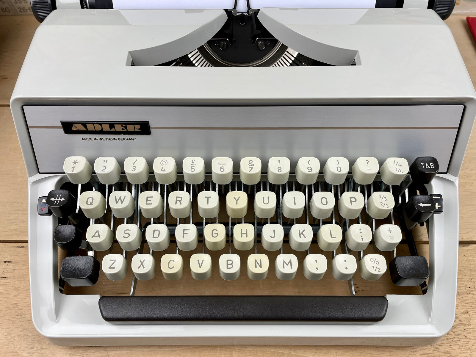 Typewriter, 1974 Adler Gabriele 25 – Charlie Foxtrot Vintage