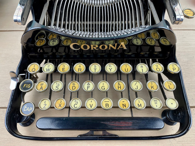 Typewriter, 1921 Folding Corona 3