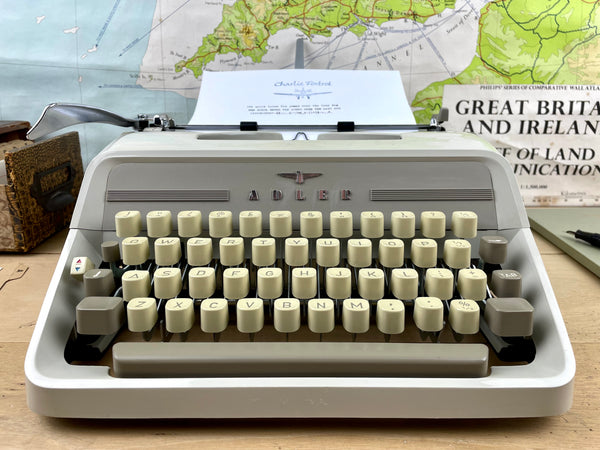 Typewriter, 1964 Adler Junior E with Uncommon Esquire Typeface