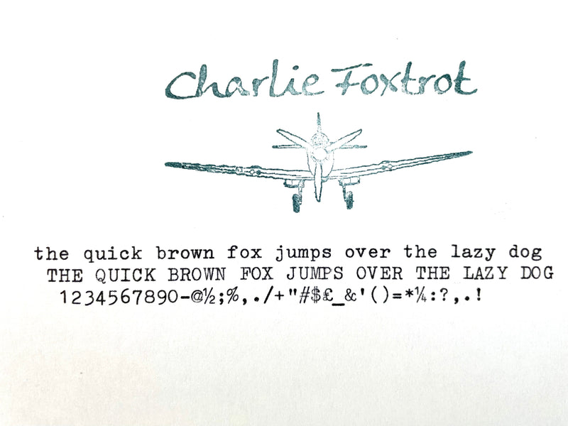 Typewriter, Olympia Traveller de Luxe S