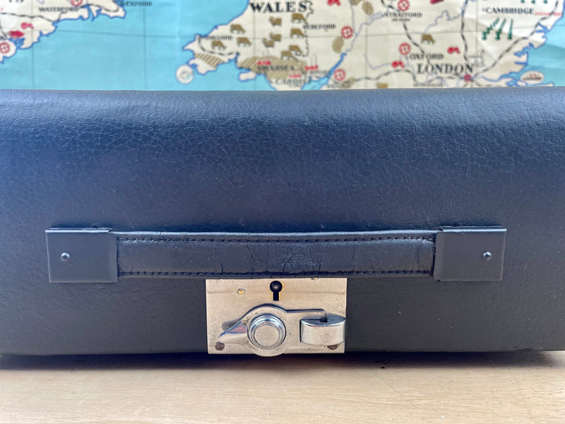 Typewriter, 1939 Imperial The Good Companion 1 with Rare Green Keys