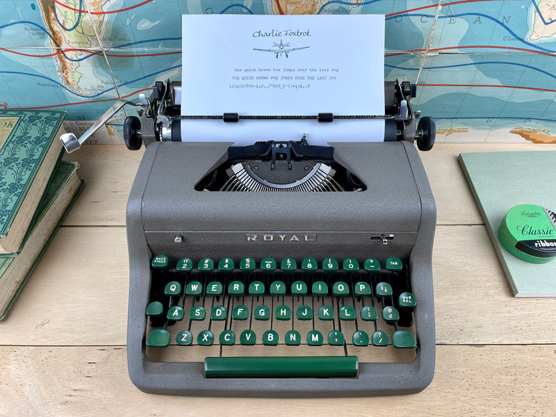 Royal Quiet De Luxe Typewriter