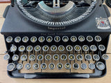 Typewriter, 1946 Imperial The Good Companion No 1