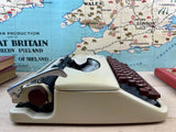 Typewriter, 1960 Olympia Splendid 33